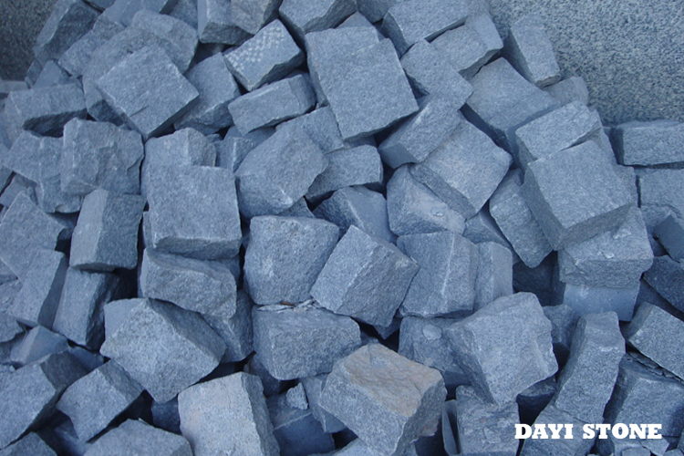 Dark Grey Granite G654 Stone Cubs All sides natural split 10x10x5cm - Dayi Stone